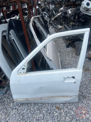Renault R19 sol ön  kapı çıkma