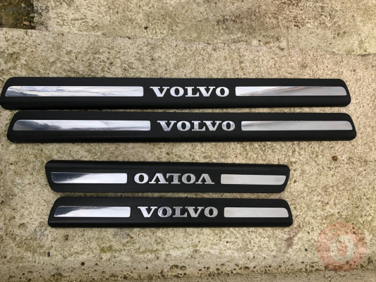VOLVO S80 AYAK PLASTİĞİ S80 VOLVO YAZISI S80 KAPI ALTI CITA