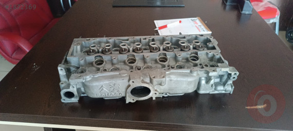 PEUGEOT 301 1.6 HDİ SİLİNDİR KAPAĞI
