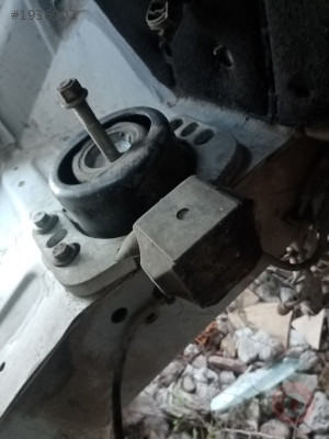 Renault Master 2 Sağ motor kulağı