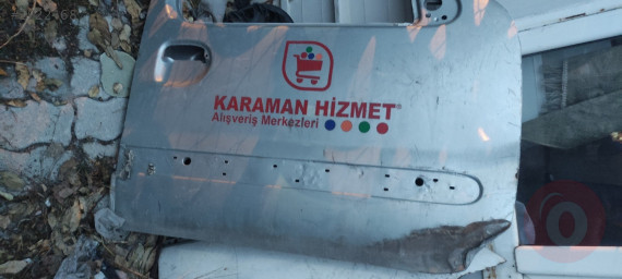 Kango 2 ön kapı