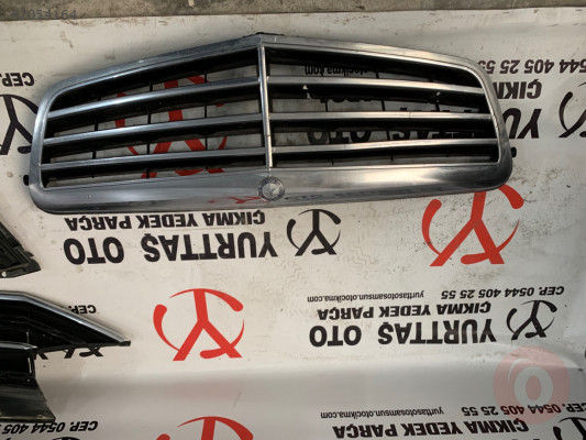 MERCEDES E SERİSİ W212 ÇIKMA ORJİNAL ÖN PANJUR