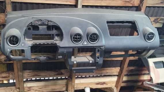 ford fiesta çıkma boş torpido