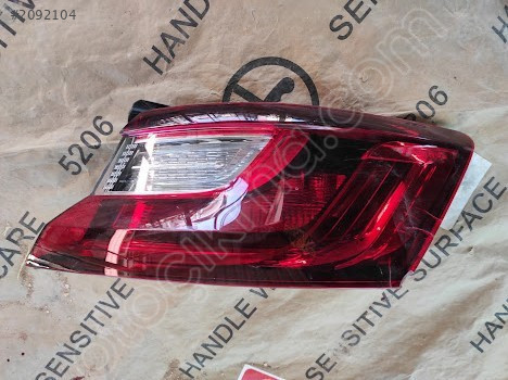 MEGANE 4 SAĞ ARKA STOP ORJİNAL ÇIKMA