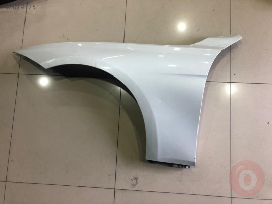 BMW F30 SOL ÇAMURLUK