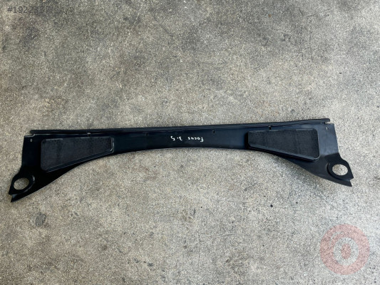 FORD FOCUS 3.5 ÖN CAM IZGARASI HATASIZ ÇIKMA ORJ MONTECAR