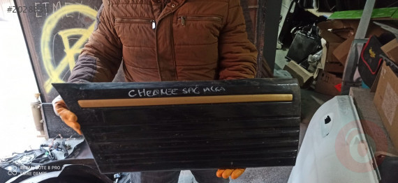CHEROKEE SAĞ ARKA KAPI KAPLAMASI JEEP ORJİNAL ÇIKMA PARÇA