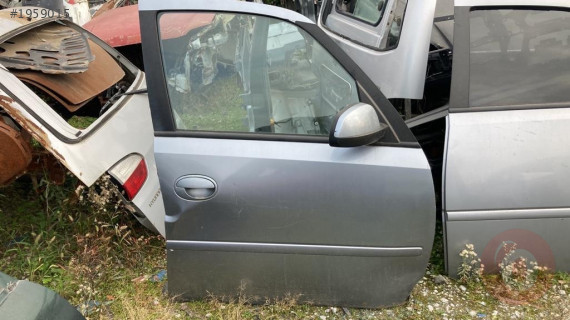 OPEL MERİVA SAĞ ÖN KAPI