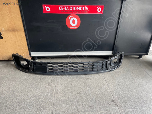 FİAT 500 X SPORT ÖN TAMPON ALT IZGARA ÇIKMA ORJİNAL