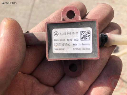 MERCEDES E W13 DARBE SENSÖRÜ A2139051500
