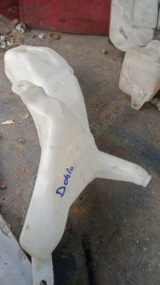 Doblo silecek su bidonu çıkma