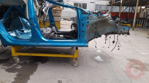 SEAT LEON 2013 2019 SAĞ ÖN ÇEYREK 5F4809836