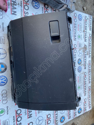 5H1857097 volkswagen golf 8 torpido kapağı komple