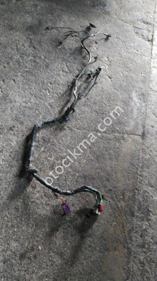 Corsa b combo b 1.4 tek nokta enjeksiyonlu motor içi tesisat