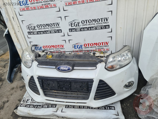 2012/2014 FORD FOCUS BEYAZ DOLU ÖN TAMPON ORJİNAL HATASIZ