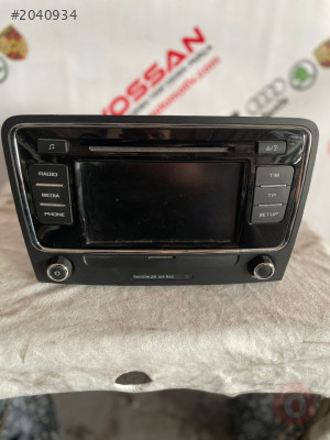 Skoda SuberB 2014 Radyo Cd Çalar Çıkma Parça 3T0035156G