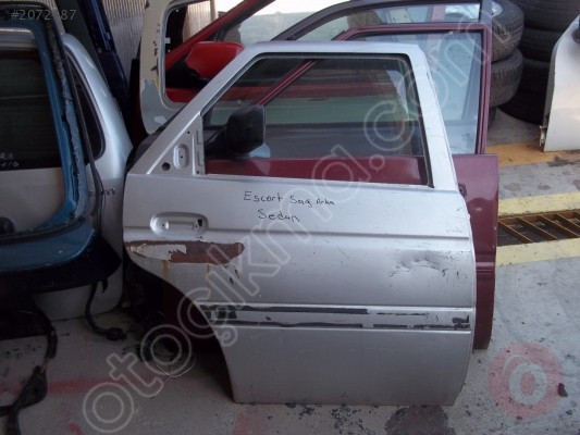 FORD ESCORT SAĞ ARKA KAPI,ESCORT SAĞ ARKA KAPI,ESCORT KAPI