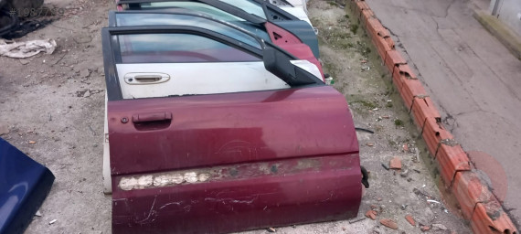 CIKMA MAZDA 323 SEDAN SAG ÖN KAPI