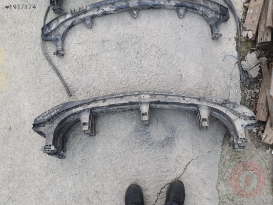 OPEL ASTRA J ÖN TAMPON ALT DESTEK ORJİNAL 13368686