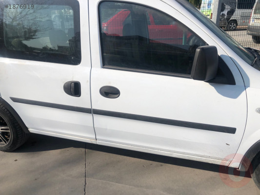 OPEL COMBO ÇIKMA SAG ÖN KAPI