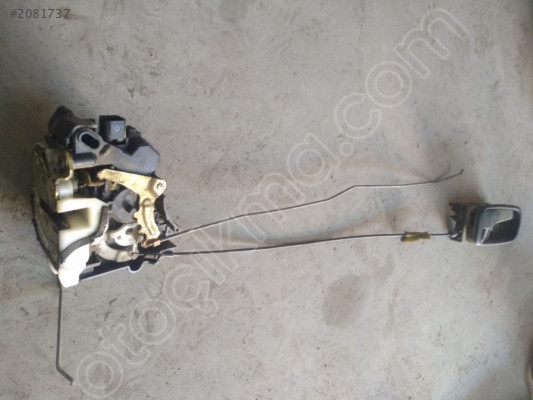 Mitsubishi Lancer Sağ Ön Kapı Kilidi 03-07 ÇIKMA