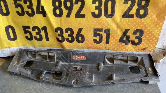Mercedes W204 panel üst bakaliti