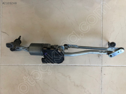 8U1955023 AUDİ Q3 silecek kolu ve motoru sıfır orjinal