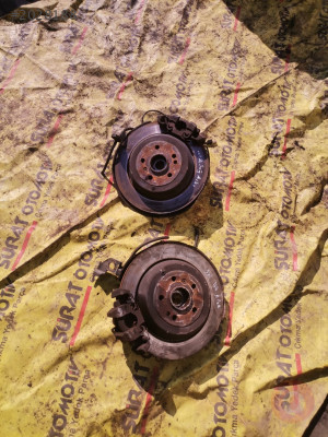 MERCEDES W164 AKS TAŞIYICI ARKA SAĞ SOL ÇIKMA 1643501408