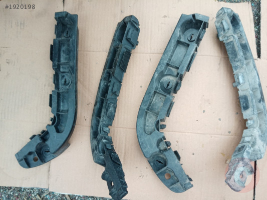 Renault Latitude Sağ Sol Ön tampon braketi
