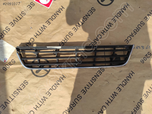 JETTA TAMPON ORTA IZGARA  ORJİNAL ÇIKMA