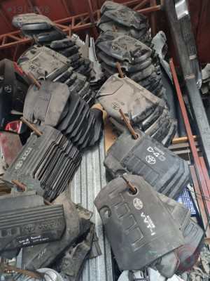 2001-2005 TOYOTA YARİS ÇIKMA TEMİZ MOTOR ÜST  KAPAĞI
