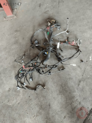 240119900R Renault Fluence 90'lık motor tesisatı