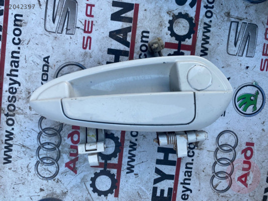 fiat linea 2015 sağ ön kapı dış açma kolu anahtar girişli