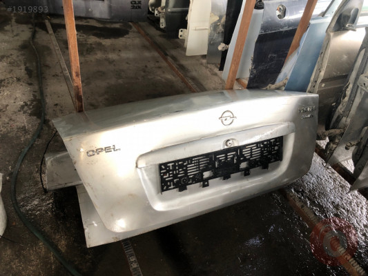 OPEL VECTRA B BAGAJ KAPAĞI