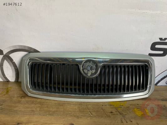 2000-2004 SKODA FABİA ORJİNAL ÇIKMA ÖN PANJUR