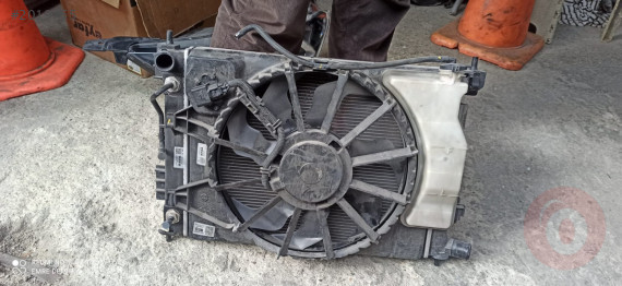 İ20 SU KLİMA FAN SETİ HYUNDAİ ORJİNAL ÇIKMA PARÇA
