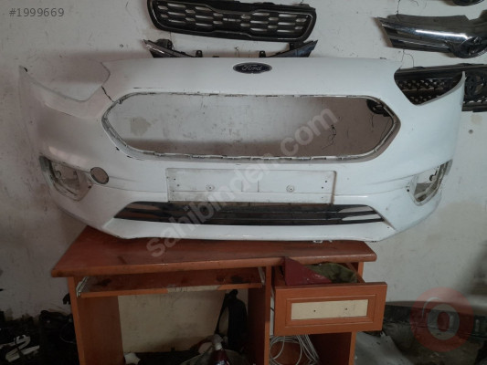 FORD TOURNEO COURİER ORJINAL ÇIKMA ÖN TAMPON