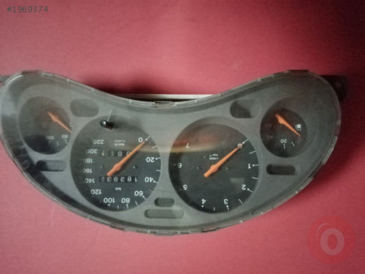 Opel Tigra kilometre saati