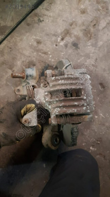 Alfa romeo sağ arka kaliper çıkma
