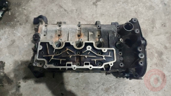 Renault megane 2 scenic 2 2.0-16v orjinal çıkma üst kapak