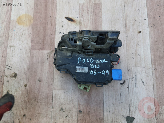 VOLKSWAGEN  POLO ÇIKMA ORJİNAL SOL ÖN KAPI KİLİDİ