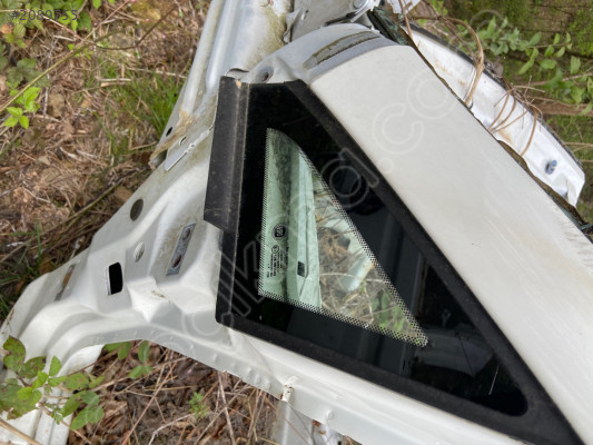 FIAT PUNTO KELEBEK CAMı SOL