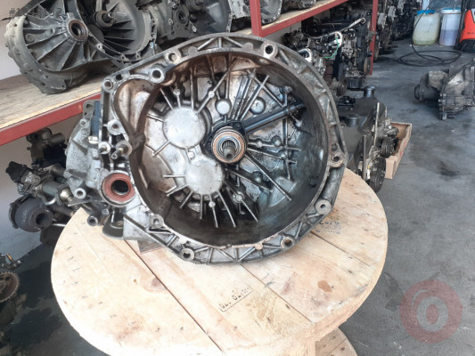 Renault trafic 1.9 şanzuman