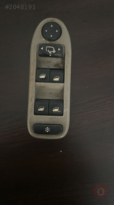 Citroen c5 sol ön cam düğmesi orijinal