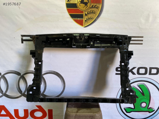 VOLKSWAGEN TROC ÖN PANEL ÇIKMA