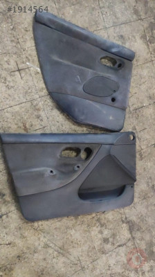 1993-1996 FORD MONDEO SOL ARKA KAPI KARTONU