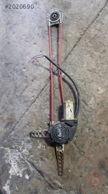peugeot 205 çıkma sol ön cam krikosu