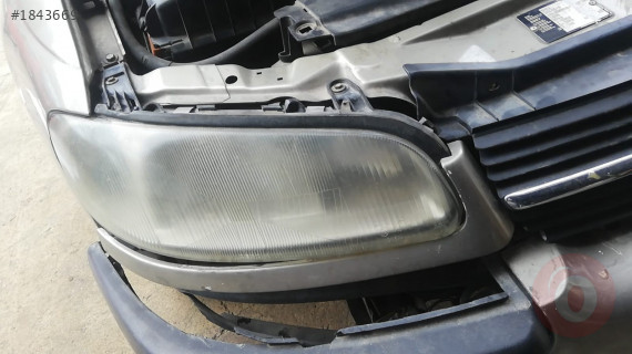 OPEL OMEGA B SAĞ FAR