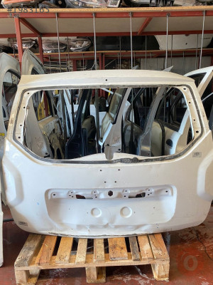DACIA DUSTER ORİJİNAL ÇIKMA ARKA BAGAJ KAPAĞI GÜL OTOMOTİV