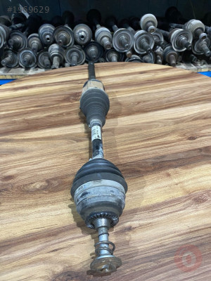 BMW F30 320XDRİVER ÇIKMA ORJİNAL ÖN SOL AKS MİLİ 7597693